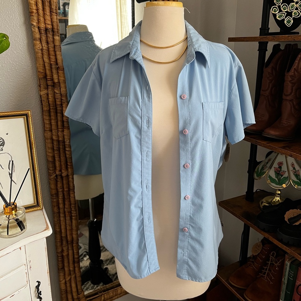The North Face Button Up Shirt, Sky Blue (SIZE L) *LIKE NEW*